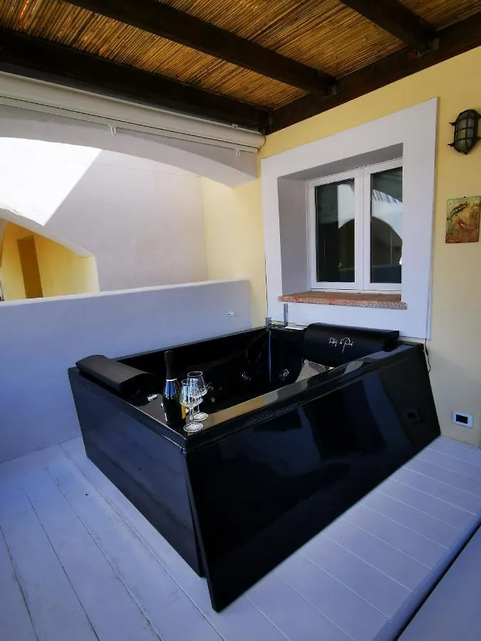 Relais Du Port - Capri Luxury Suite With Jacuzzi Santa Teresa Gallura 0*,